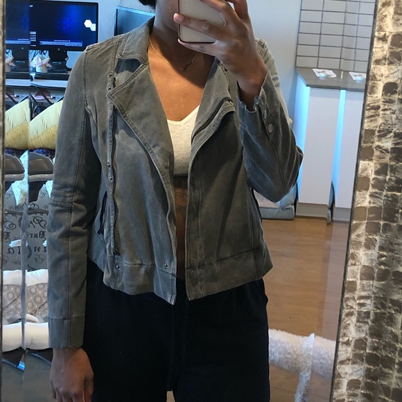 Medium Gray jacket from Evereve - Picture 5 of 6